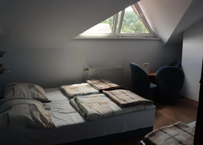 Pod Weska 3* كوربييلوف